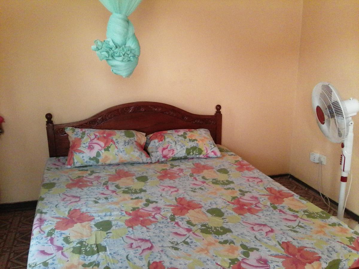 Randi Homestay In Negombo Exterior photo