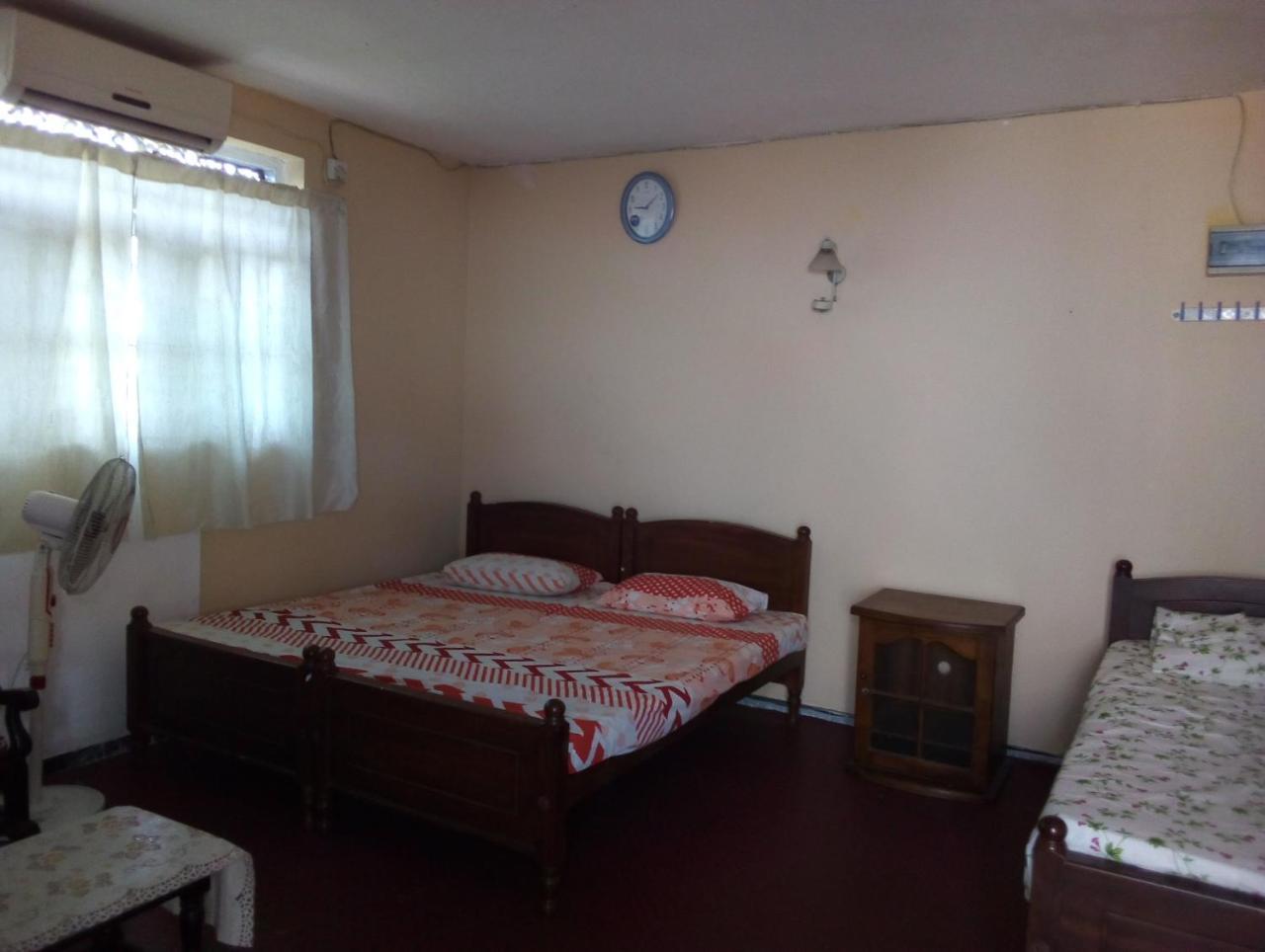 Randi Homestay In Negombo Exterior photo